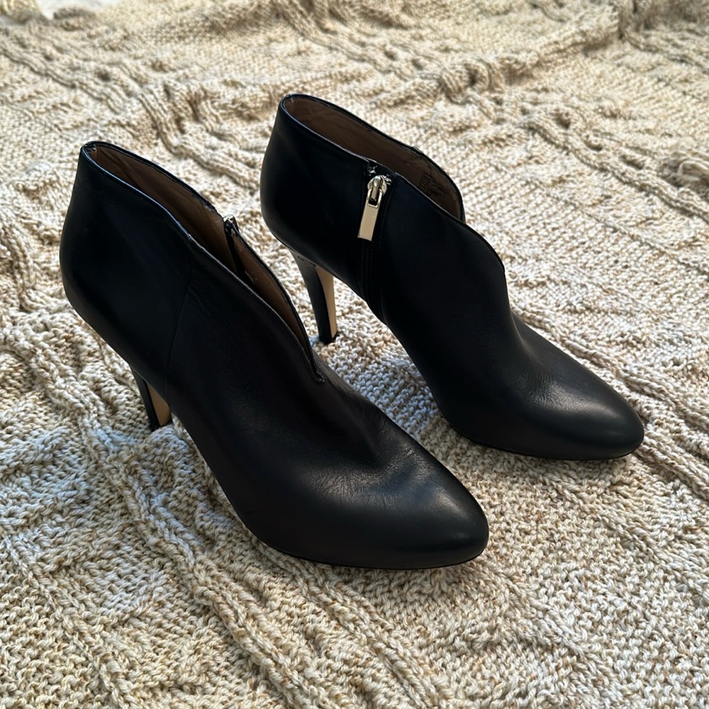 Banana Republic Black Leather Booties - 9.5
